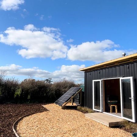 Cosy Tiny Container Cabin Carterton Exterior foto
